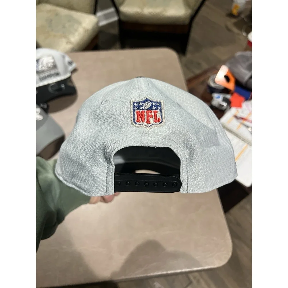 New Era Snap Back Philadelphia Eagles Conference‎ Champion Hat Black And Gray